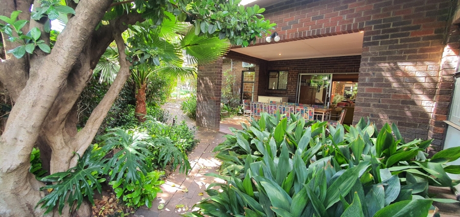 4 Bedroom Property for Sale in Brandwag Free State